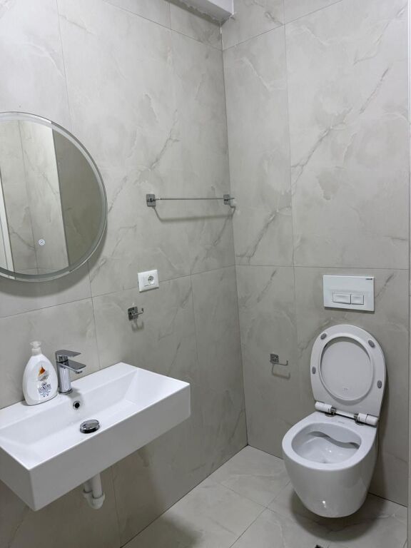 Super apartament me qera 1+1 Fresk