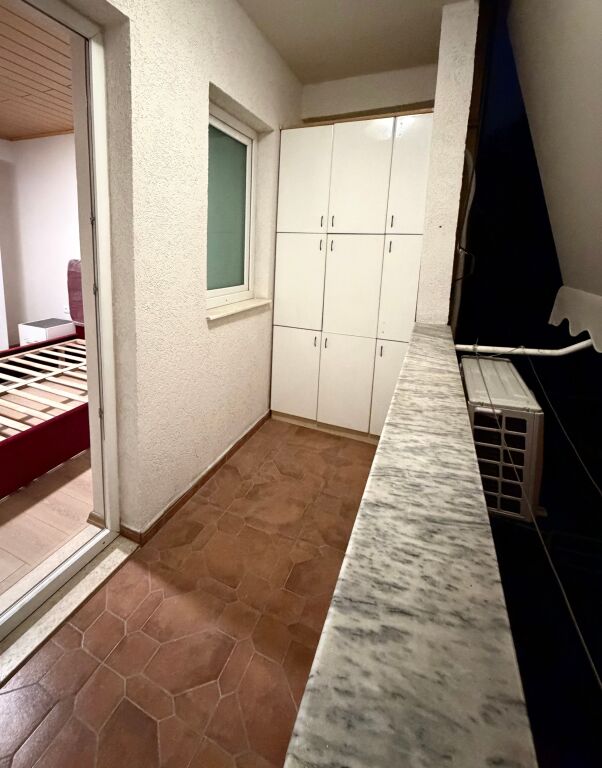 Apartment 1+1 me qera përballë Delijorgjit
