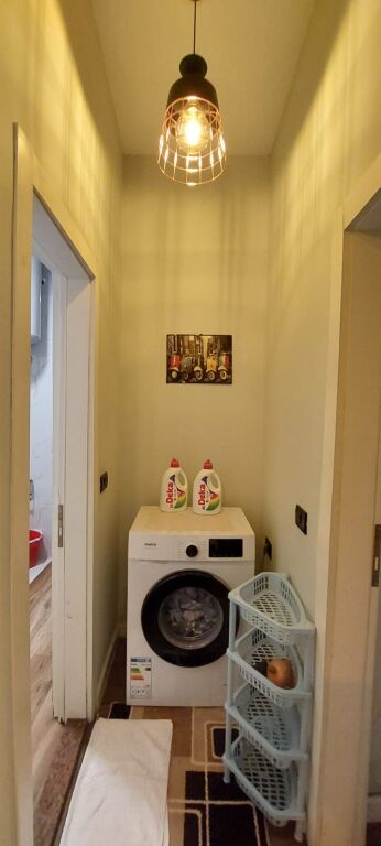 Shitet apartament 1+1 ne Fresk