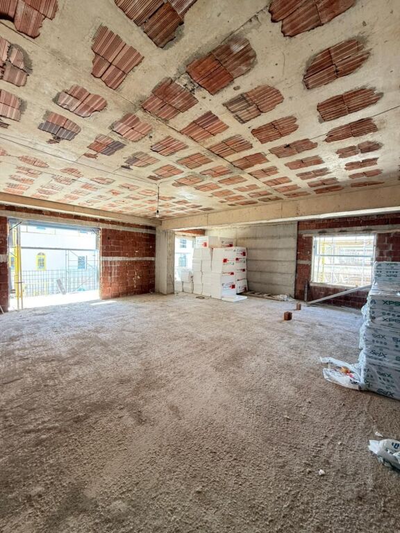 2+1 APARTMENT WITH VERANDA FOR SALE IN DRIMADHE