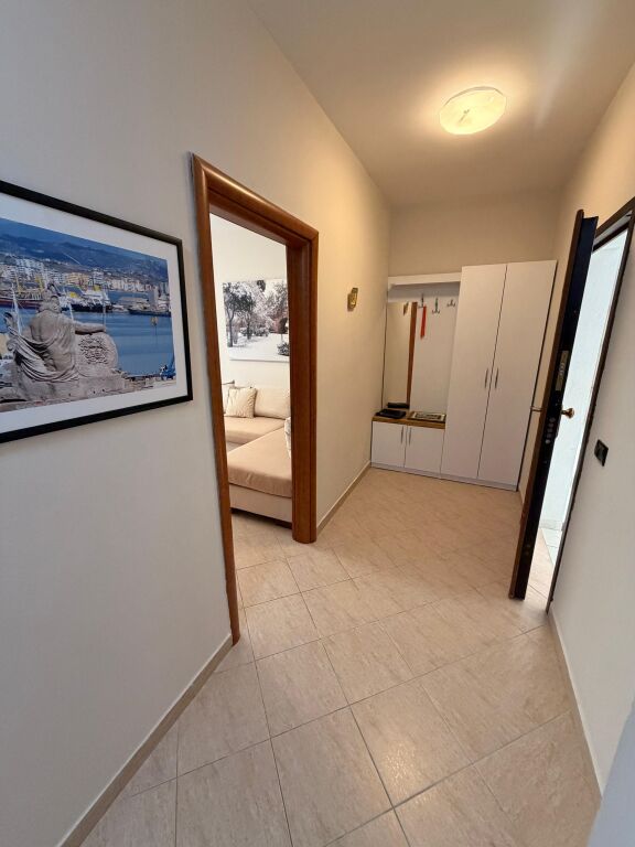 JEPET ME QERA APARTAMENT 1+1 TEK RRUGA E PORTIT, DURRES