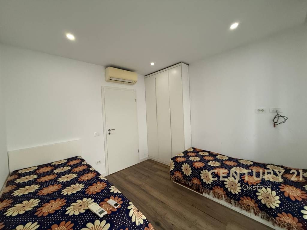 Japim me qira apartament 2+1+2 tek Kompleksi “Kontakt”! 950 € /Muaj Sip. Totale  91m2