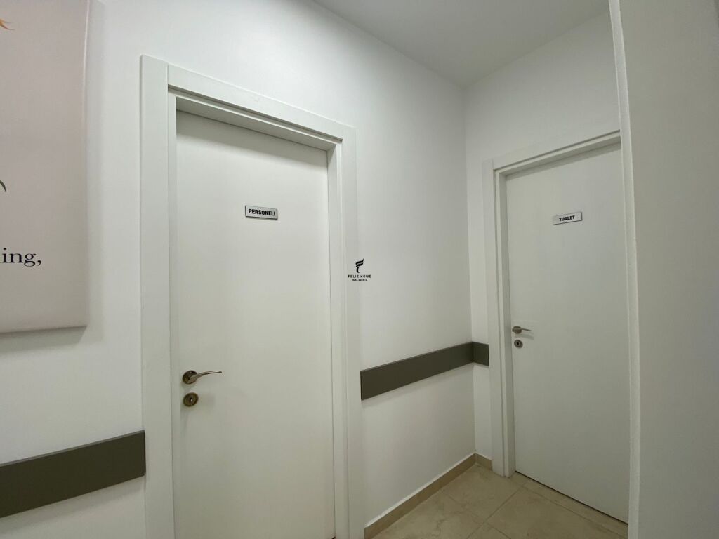 ZYRE ME QERA 134 M2 RRUGA E DURRESIT 1500 EURO FH-72050