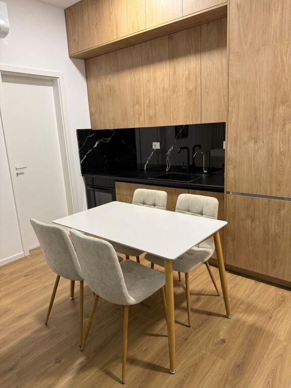 Super apartament me qera 1+1 Fresk