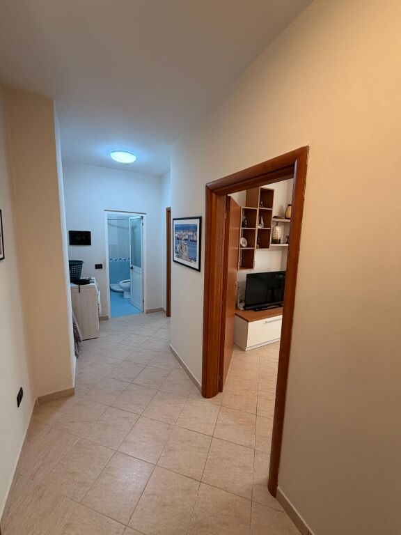 JEPET ME QERA APARTAMENT 1+1 TEK RRUGA E PORTIT, DURRES