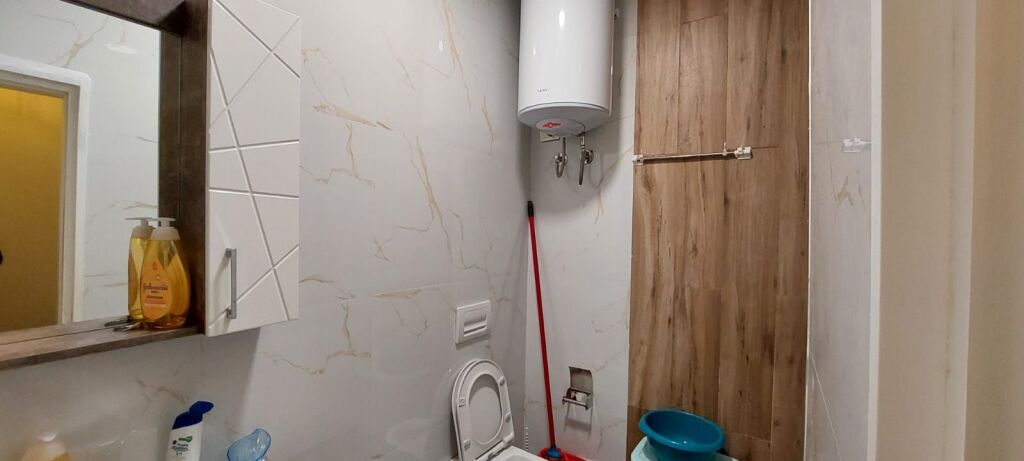 Shitet apartament 1+1 ne Fresk