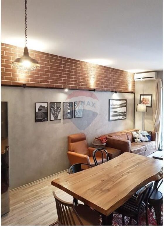 Apartament 2+1+2 në kompleksin Green City, Tiranë