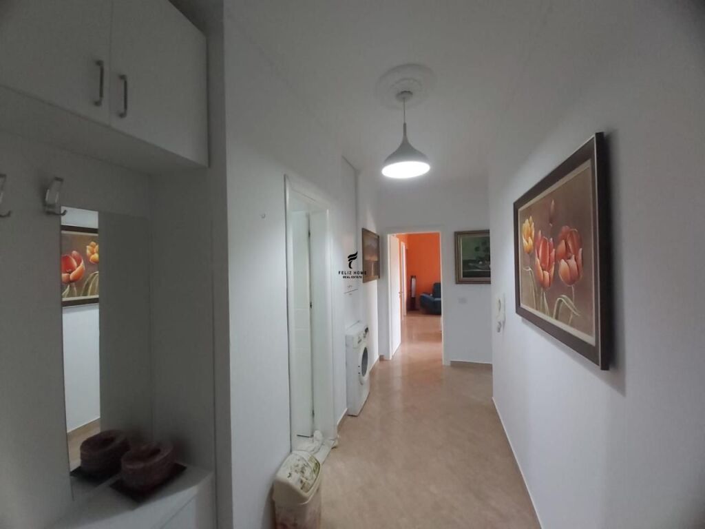 APARTAMENT ME QERA 2+1 TREGU ELEKTRIK 55.000 LEKE FH-72126