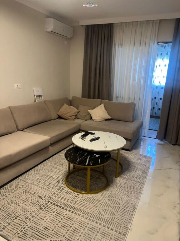 Apartament Me Qera 2+1 Tek Oxhaku (ID B221423) Tirane