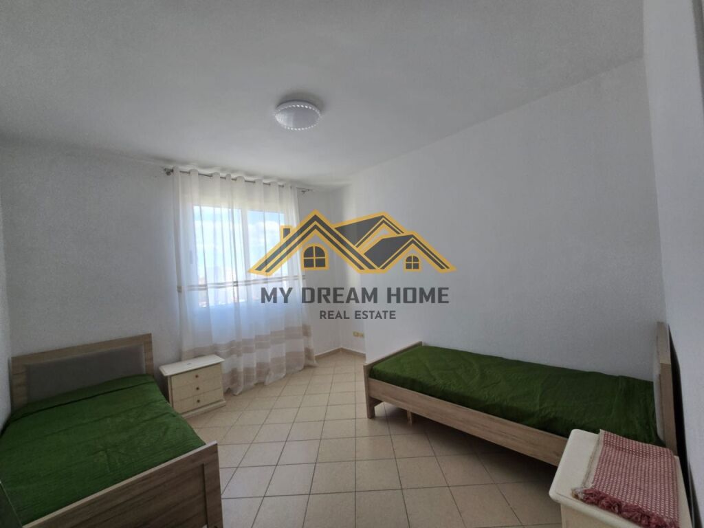 APARTAMENT 2+1 ME QIRA PRAN TREGUT INDUSTRIAL!