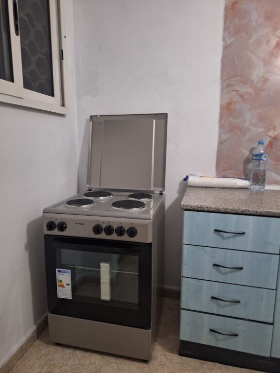Apartament 2+1 me qera, qender, rr Kavajes 60 000 lek