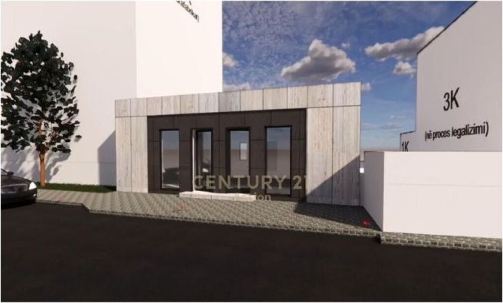 Commercial building for sale near Hotel “Mondial”.