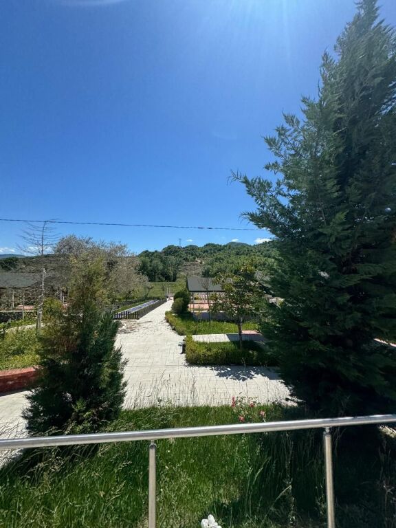 MULTIFUNCTIONAL BUILDING FOR SALE NEAR TEG