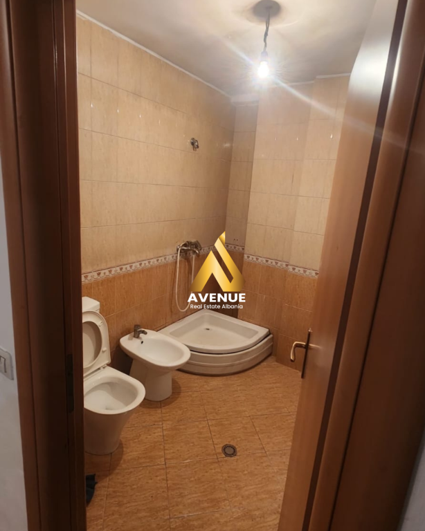 Apartament 2+1 me qera – Rr. Irfan Tomini (tek Karburant Kastrati)
