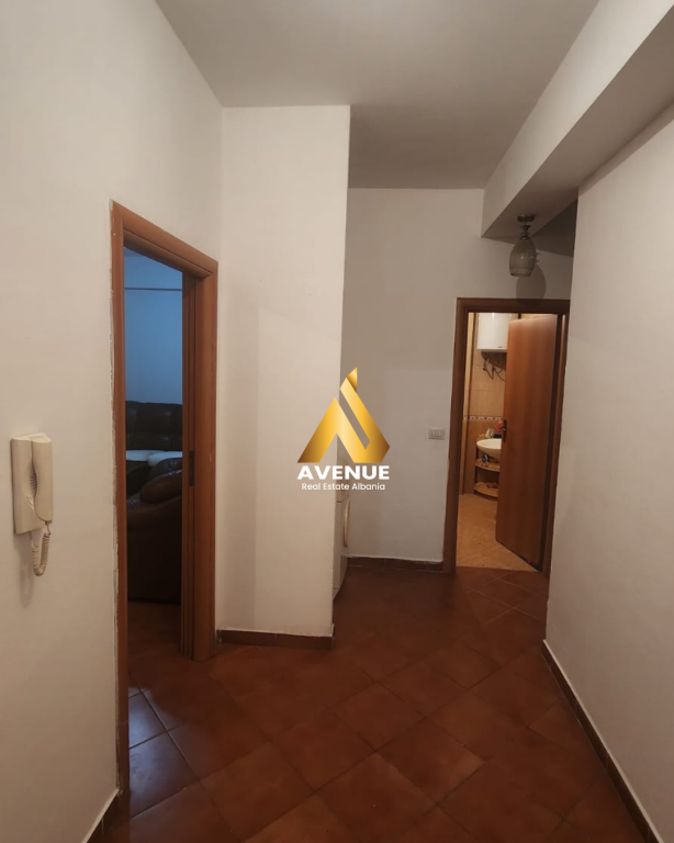 Apartament 2+1 me qera – Rr. Irfan Tomini (tek Karburant Kastrati)