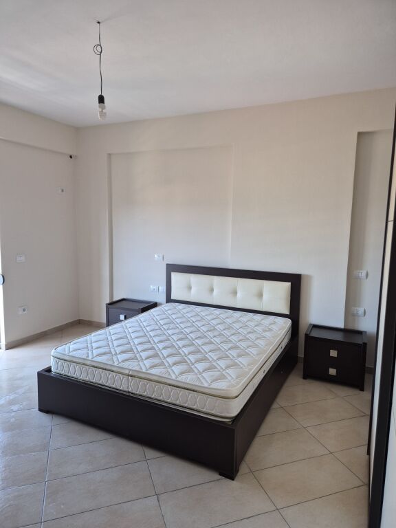 🏡 Jepet me qera apartament 1+1 i mobiluar