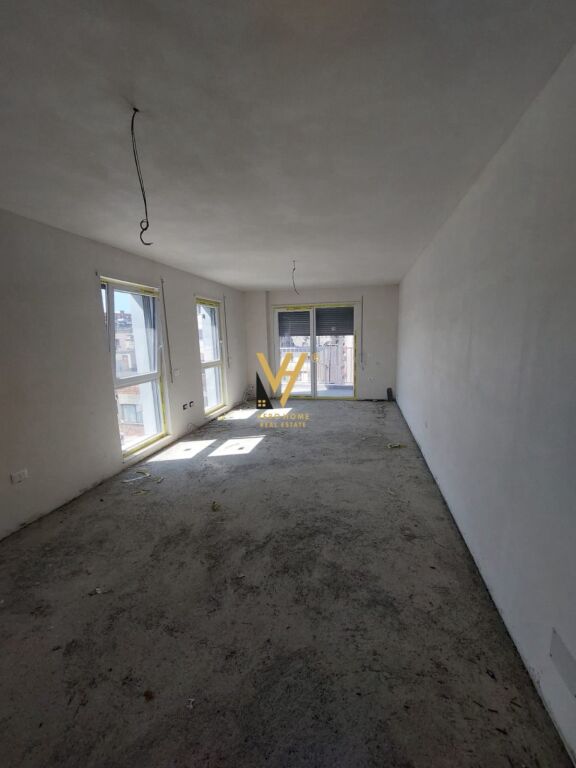 SHITET APARTAMENT 2+1+2+BLK NE XHAMLLIK 243.000 EURO