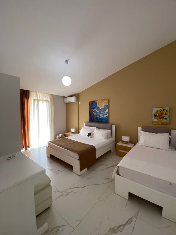 🌊 APARTAMENT ME QIRA | UJI I FTOHTË, VLORË