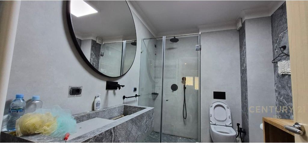 Super Appartamento Premium in Affitto 3+1+2 + Posto Auto 1.500 € /Mese