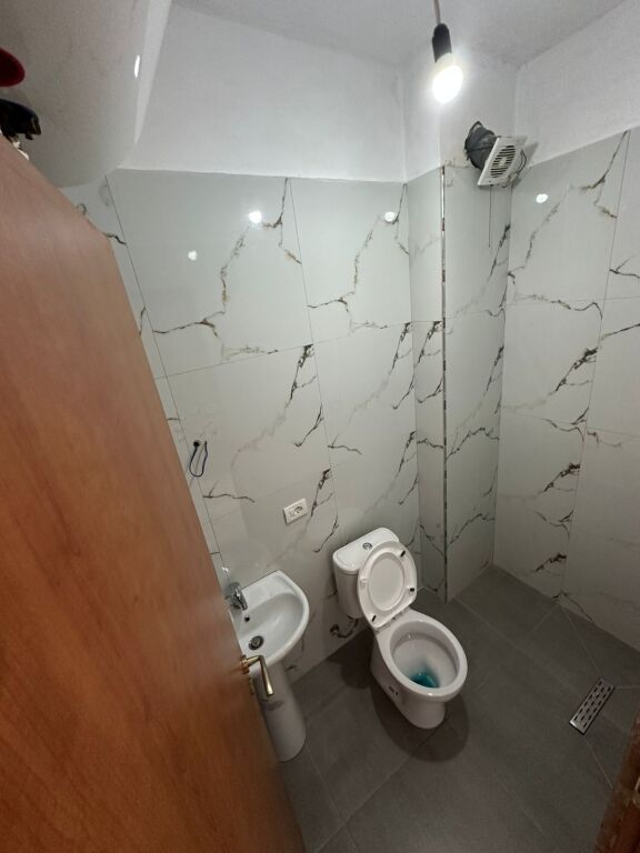 Apartament me qera 2+1+ballkon