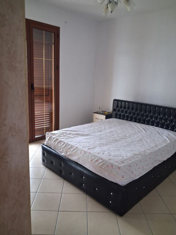 Affitto | Shtëpi private 2 + 1 | Laprakë | 400 €/mese