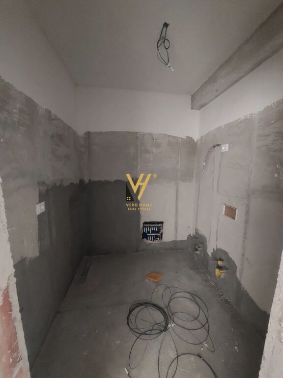 SHITET APARTAMENT 2+1+2+BLK NE XHAMLLIK 243.000 EURO