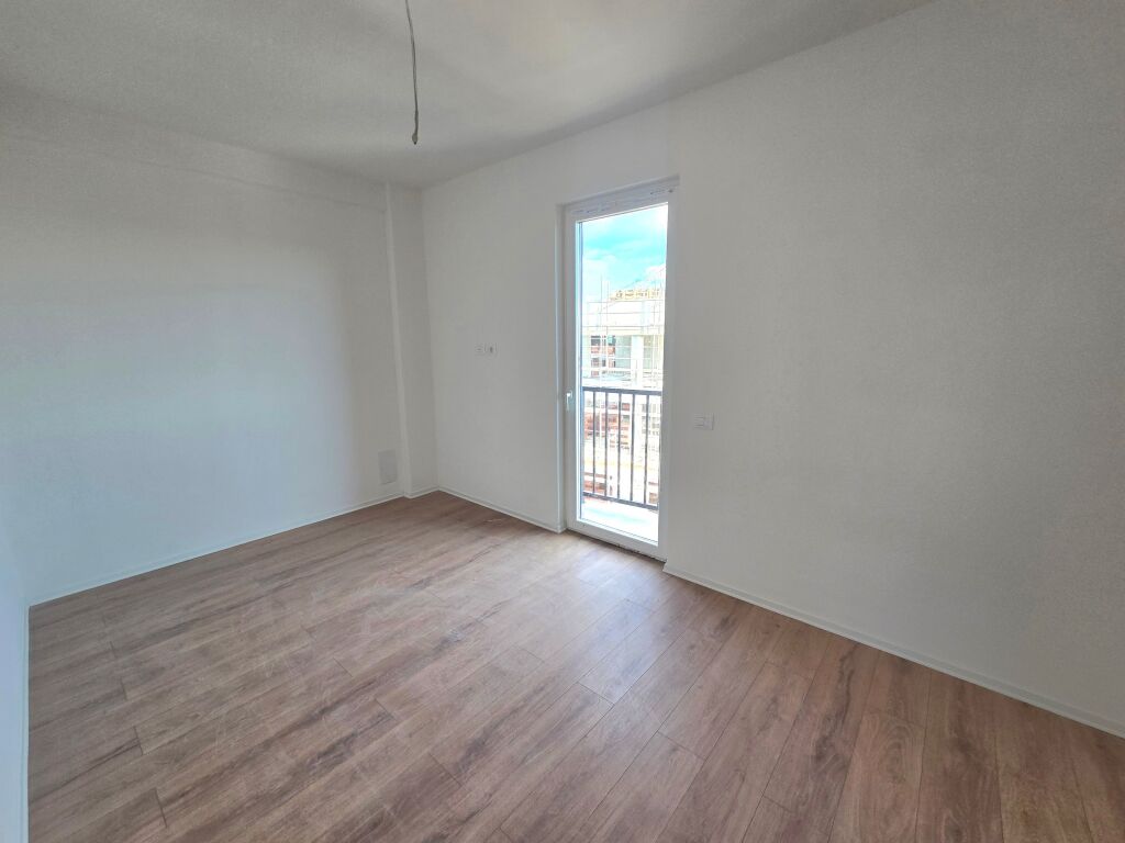 Apartament 2+1  per Shitje ne Paskuqan