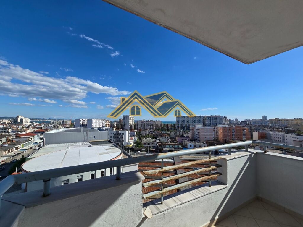 APARTAMENT 2+1 ME QIRA PRAN TREGUT INDUSTRIAL!