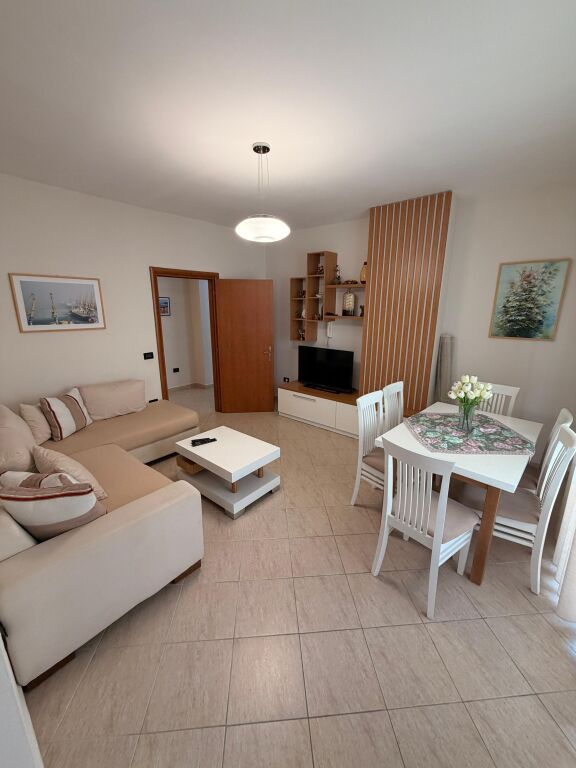 JEPET ME QERA APARTAMENT 1+1 TEK RRUGA E PORTIT, DURRES