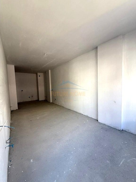 Shitet , Apartament 1+1 , Paskuqan