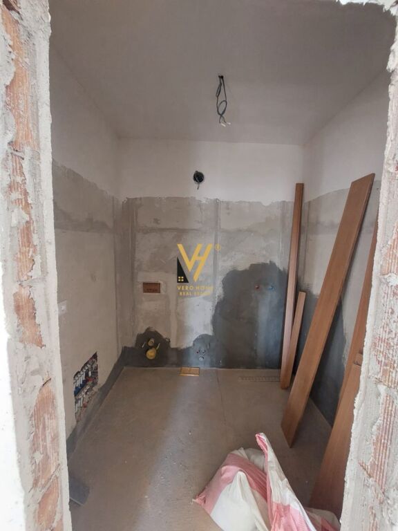SHITET APARTAMENT 2+1+2+BLK NE XHAMLLIK 222.000 EURO