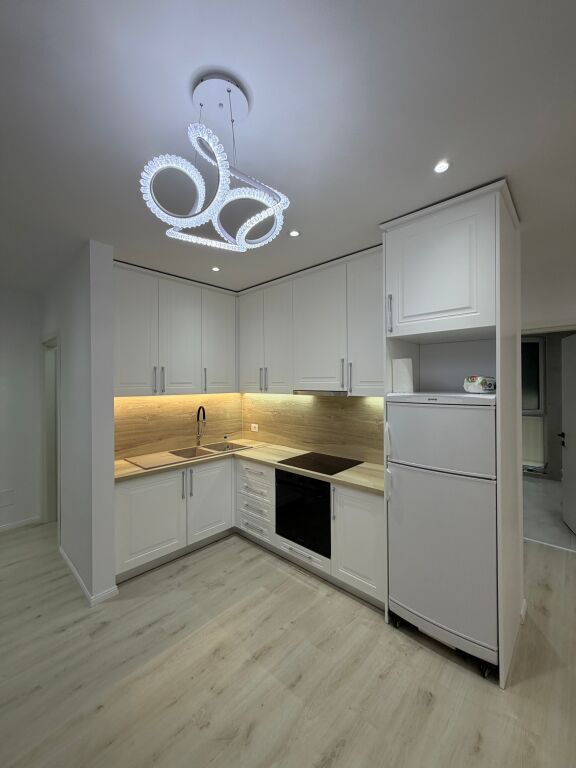 Apartament per Qira 2+1+parkim, Ish Fusha e Aviacionit