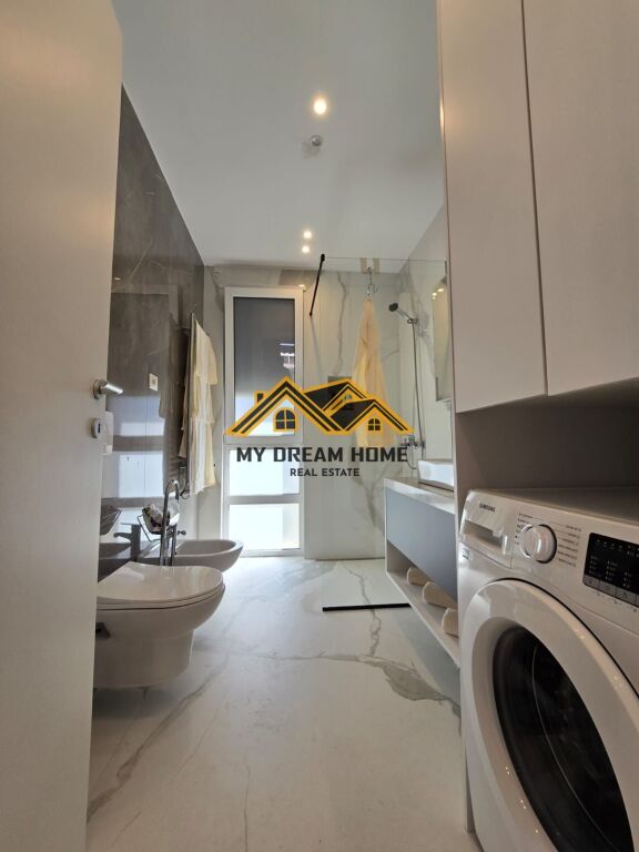 SHITET APARTAMENT 2+1 VIJE E PARE NGA VILAT NE GJIRIN E LALEZIT, NE KOMPLEKSIN SAN PIETRO!