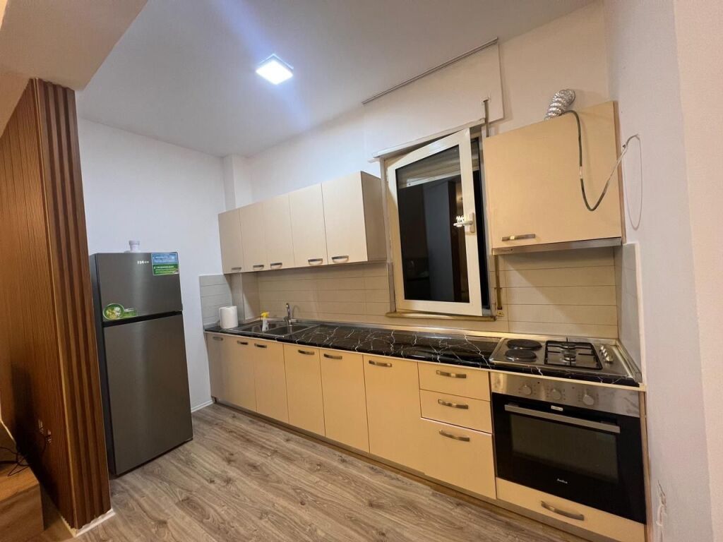 For rent 1+1 DRY LAKE 600 thousand lek