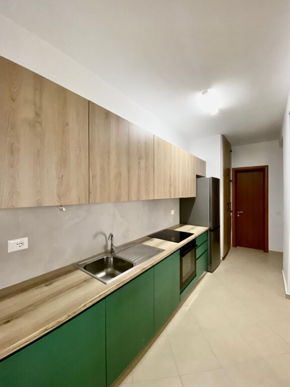 🌊 APARTAMENT 1+1 ME QIRA – UJI I FTOHTË, VLORA