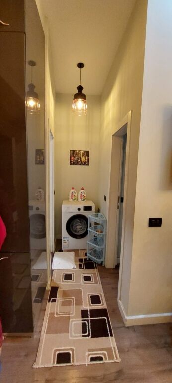 Shitet apartament 1+1 ne Fresk
