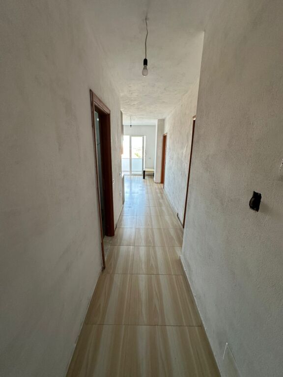 Apartament me qera 2+1+ballkon