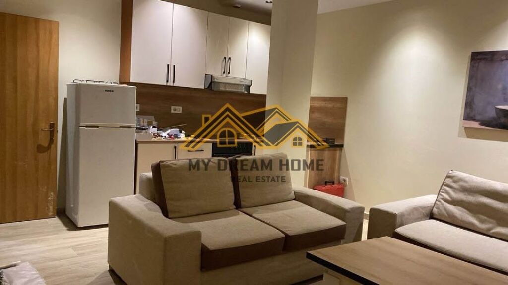 Jepet me qira apartament 2+1 Afer Markates