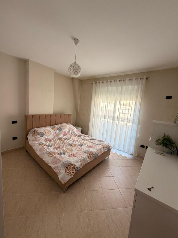 JEPET ME QERA APARTAMENT 1+1 TEK RRUGA E PORTIT, DURRES