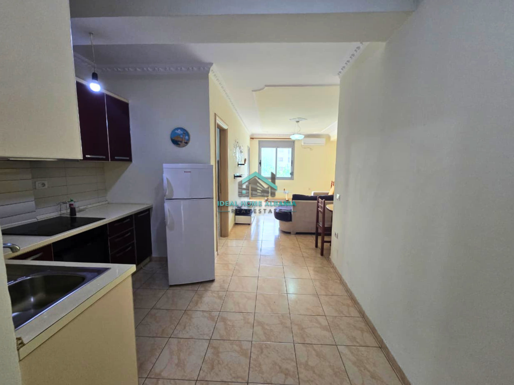 Apartament 1+1 me Qera - Transballkanike, Vlorë