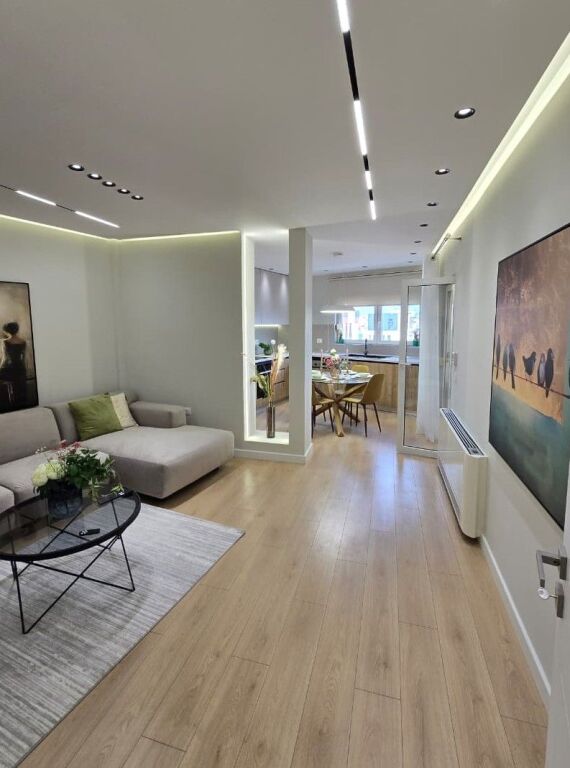 📌Shitet Apartament 2+1+2 tek Zogu i Zi
