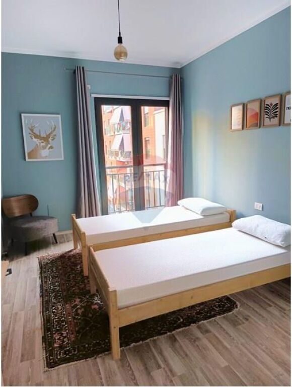 Apartament 2+1+2 në kompleksin Green City, Tiranë