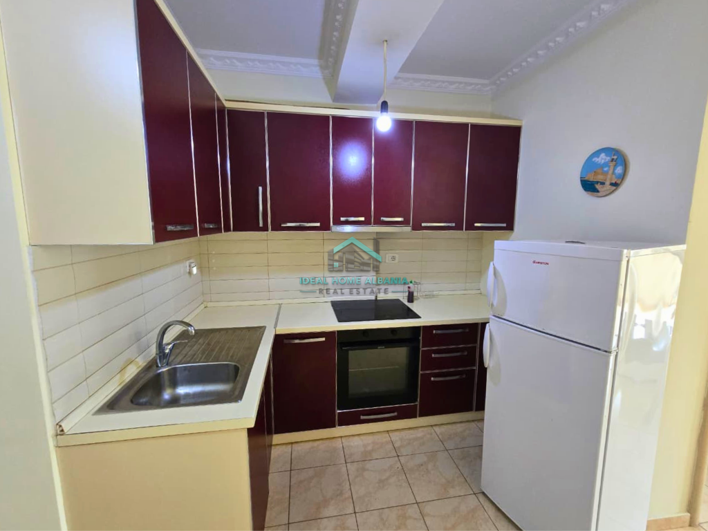 Apartament 1+1 me Qera - Transballkanike, Vlorë