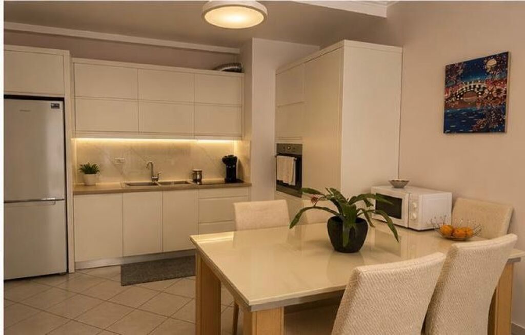 Astir, modern furnished 1+1 apartment for rent!