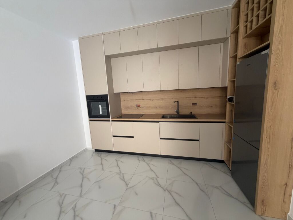 2+1,furnished in Laprake for E88,600 thousand lek