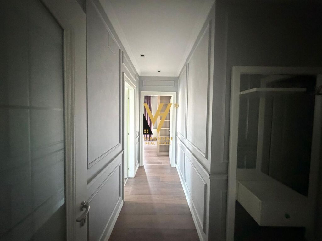 JEPET APARTAMENT 2+1+2+BLK ME QIRA TE AMBASADOR 3 – 2.200 EURO