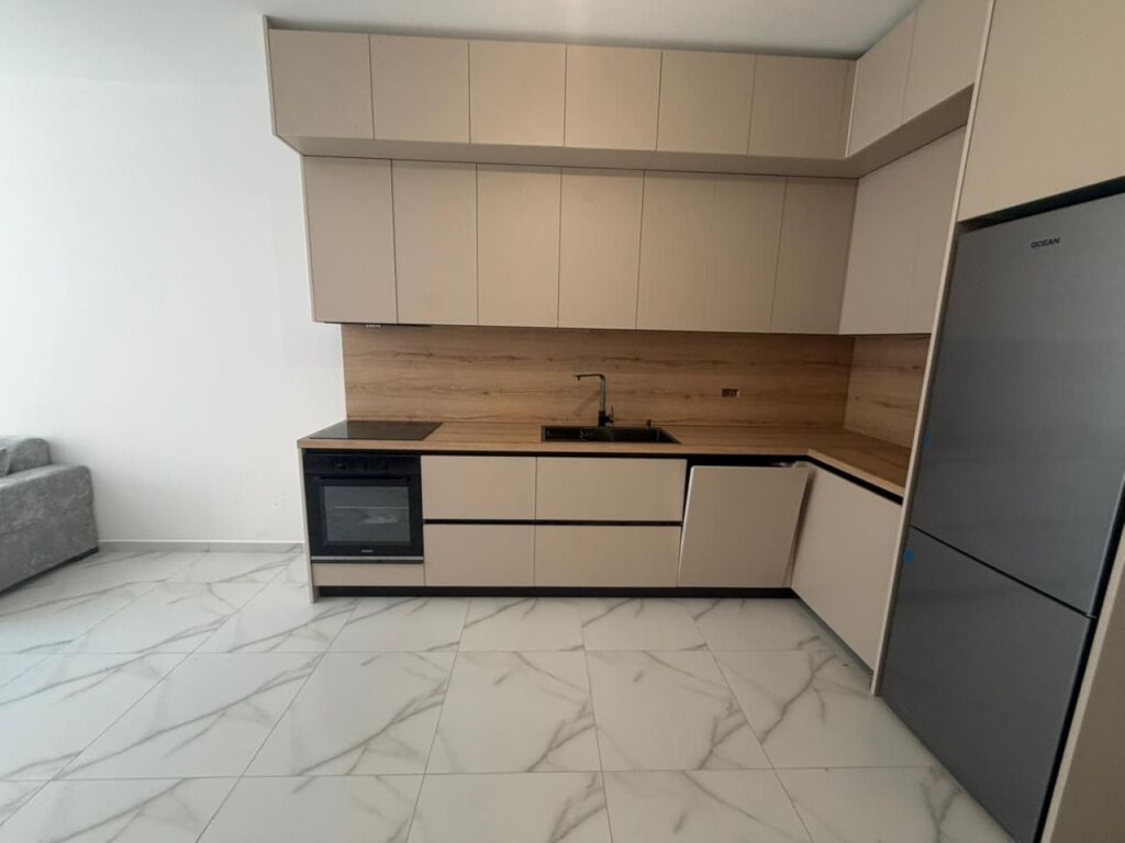 Jepet me qira 1+1 Kompleksi e88 Kupola 500 mije leke
