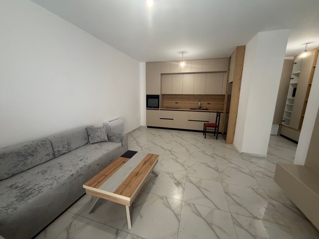 1+1,furnished at the E88 buildings, Laprake, 500 thousand lek