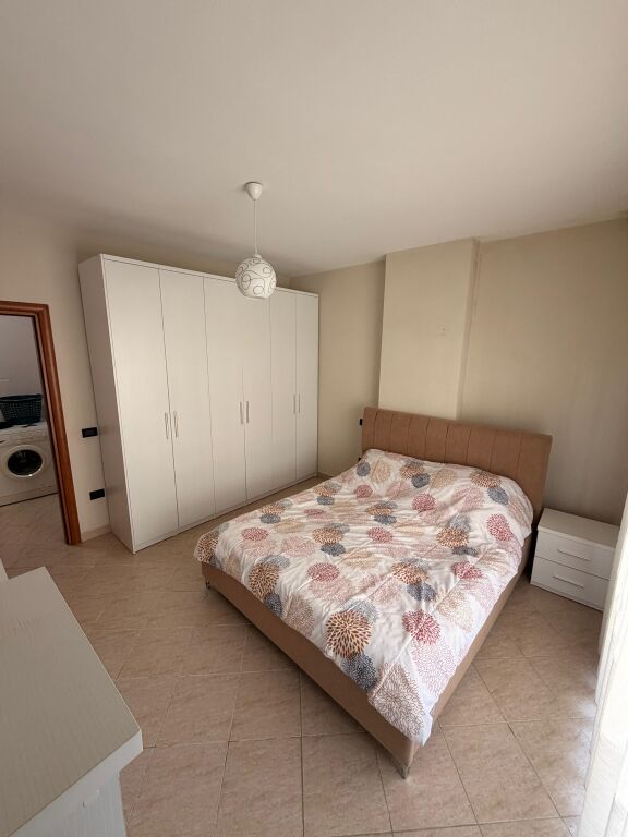 JEPET ME QERA APARTAMENT 1+1 TEK RRUGA E PORTIT, DURRES