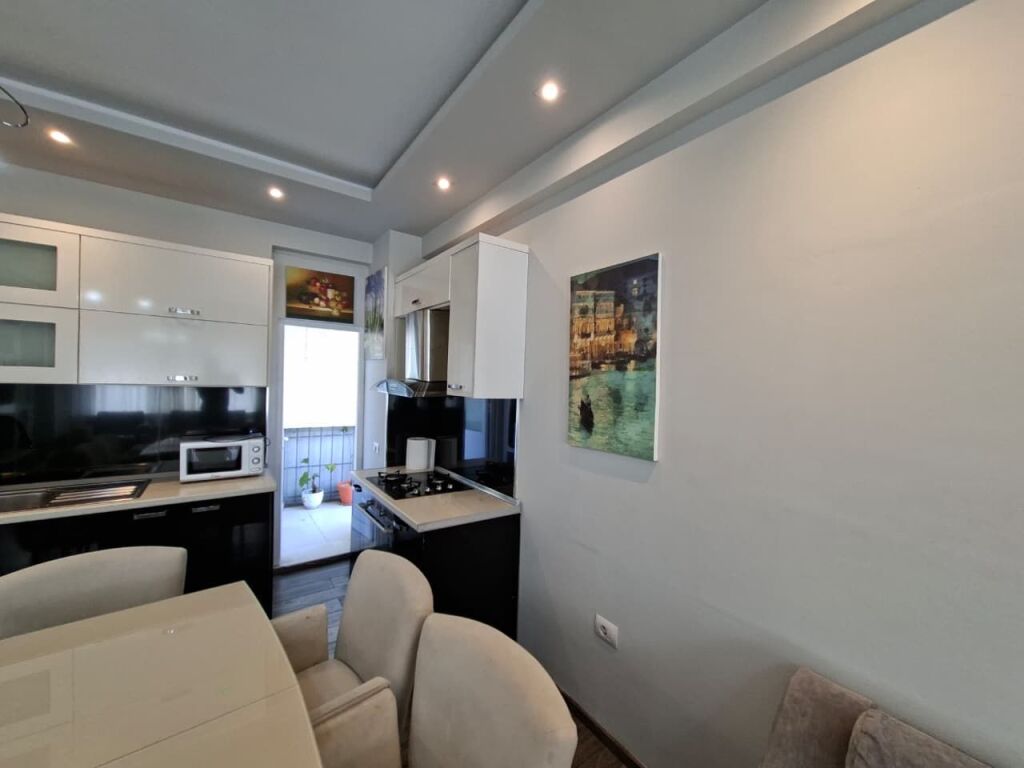 🏠 SHITET: 2+1+2wc (📍Kopshti Zoologjik / Rr. Bilan Sina)🔥 93m² || Kt. 6 Investuar në detaje || Mundësi e Shkëlqyer ✨️ 258.000€ 💶💶